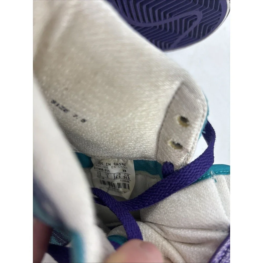 Nike Blazer High Tops Retro Charlotte Hornets Colors Womens Size 7.5 317808-311